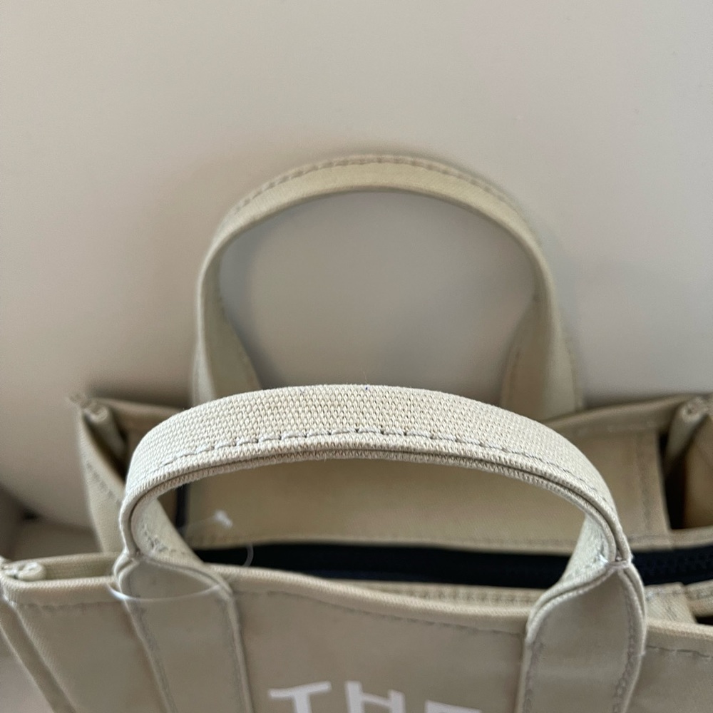 NEW Marc Jacobs Canvas Small Tote Bag - Picture 8 of 12